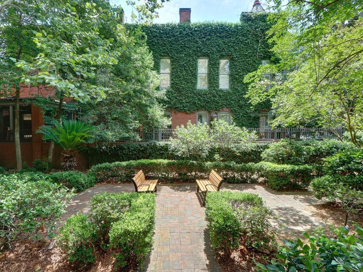 Southern Charm On Liberty Саванна Экстерьер фото
